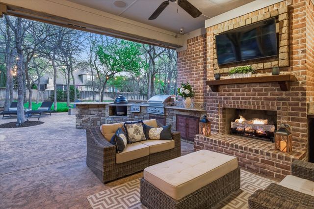 521 Round Hollow Lane, Southlake, TX 76092