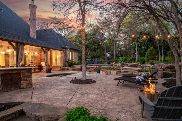 521 Round Hollow Lane, Southlake, TX 76092