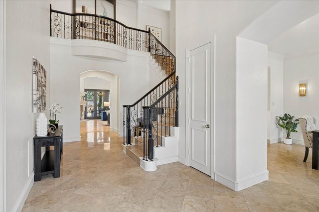 521 Round Hollow Lane, Southlake, TX 76092