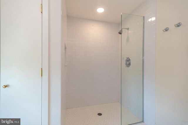 152 WOODSTREAM CT, New Hope, PA 18938