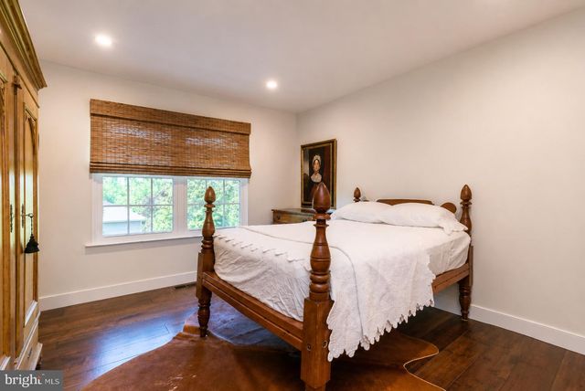 152 WOODSTREAM CT, New Hope, PA 18938