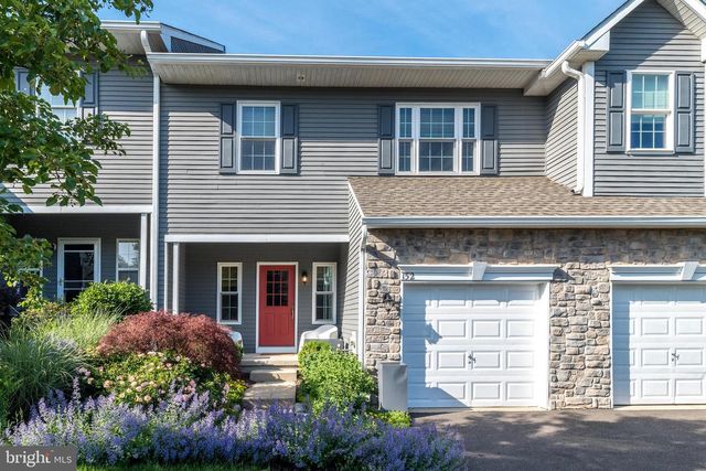 152 WOODSTREAM CT, New Hope, PA 18938