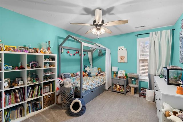 8820 NE 94th Street, Kansas City, MO 64157