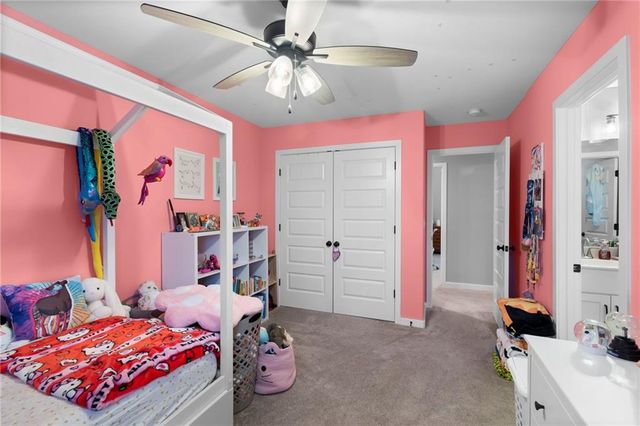 8820 NE 94th Street, Kansas City, MO 64157