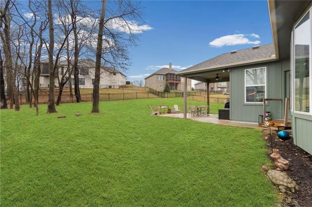 8820 NE 94th Street, Kansas City, MO 64157