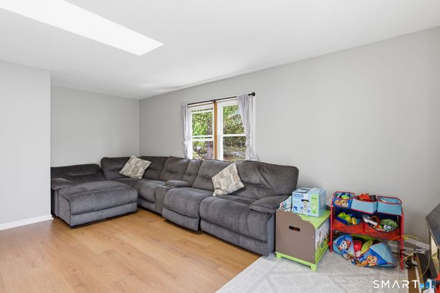 5 David Drive 5, East Windsor, CT 06088