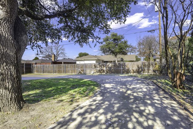 529 Summit Drive, Richardson, TX 75081