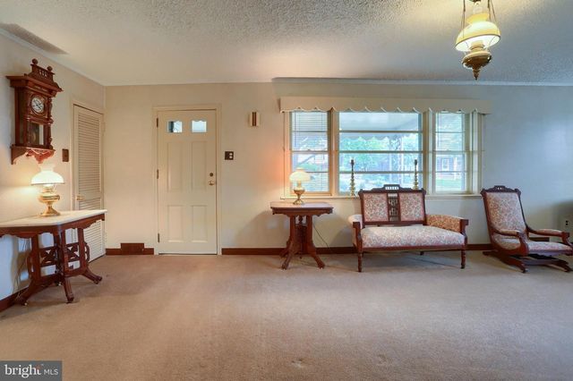 107 VALLEY RD, Enola, PA 17025