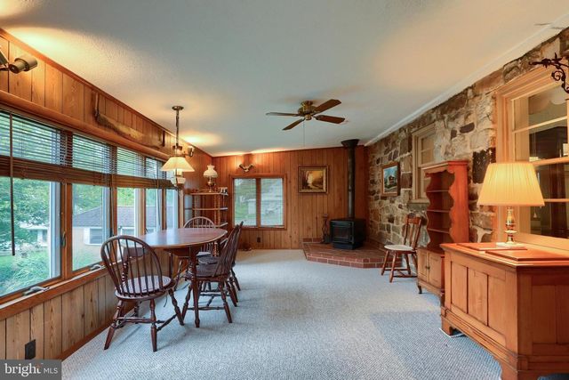 107 VALLEY RD, Enola, PA 17025