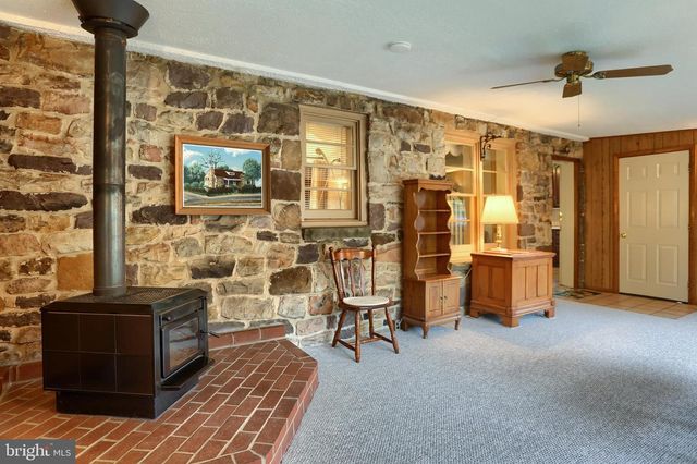 107 VALLEY RD, Enola, PA 17025