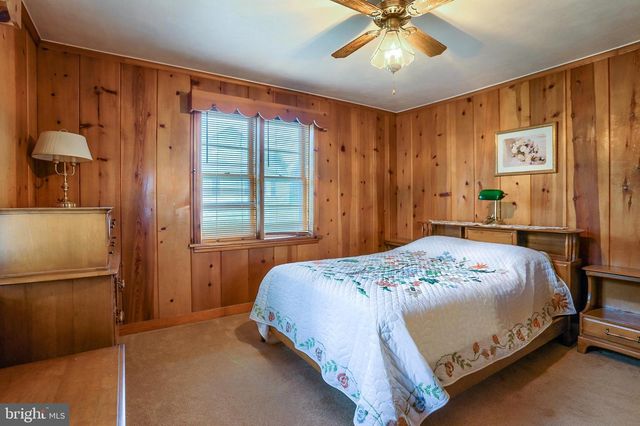 107 VALLEY RD, Enola, PA 17025