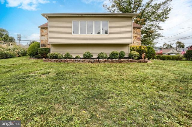 107 VALLEY RD, Enola, PA 17025
