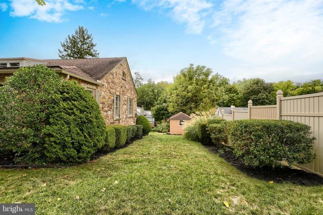 107 VALLEY RD, Enola, PA 17025