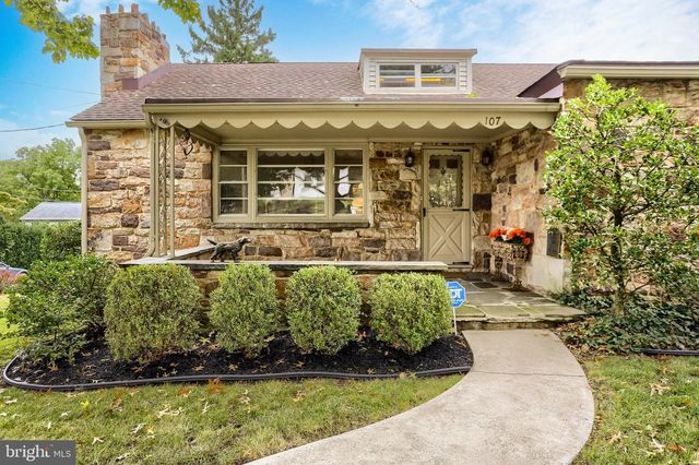 107 VALLEY RD, Enola, PA 17025