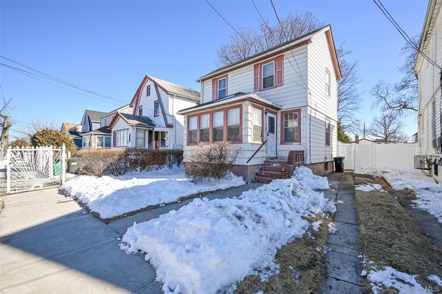 195-12 122nd Avenue, Springfield Gardens, NY 11413