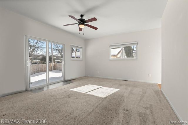 2076 Thomas Avenue, Berkley, MI 48072