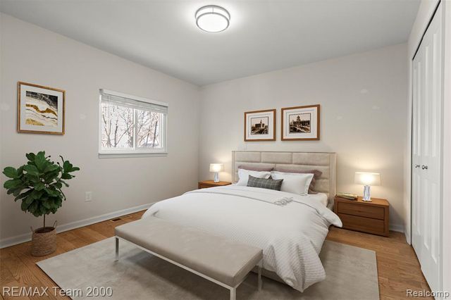 2076 Thomas Avenue, Berkley, MI 48072