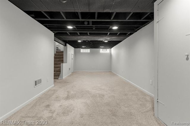 2076 Thomas Avenue, Berkley, MI 48072