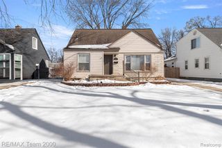 2076 Thomas Avenue, Berkley, MI 48072