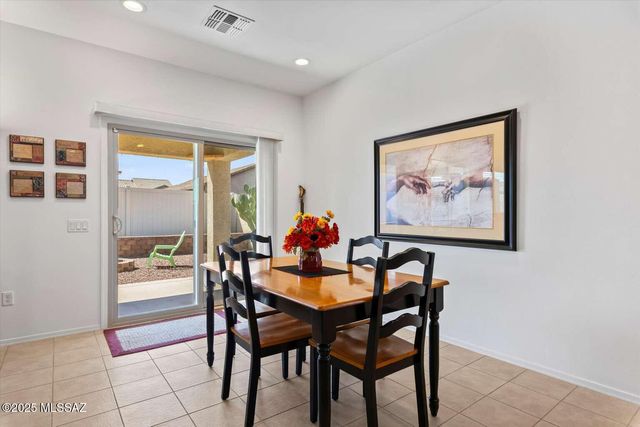 21321 E Volunteer Drive, Red Rock, AZ 85245