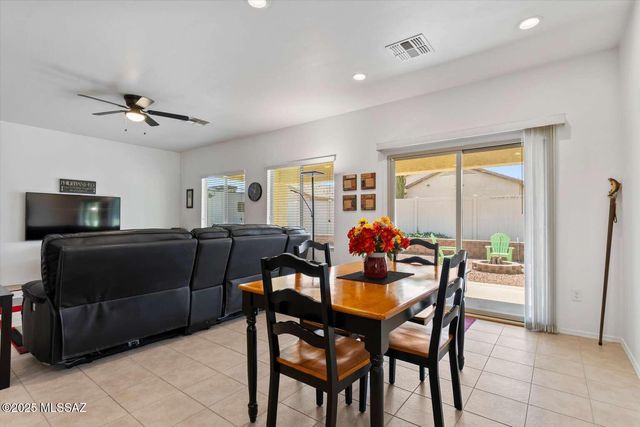 21321 E Volunteer Drive, Red Rock, AZ 85245