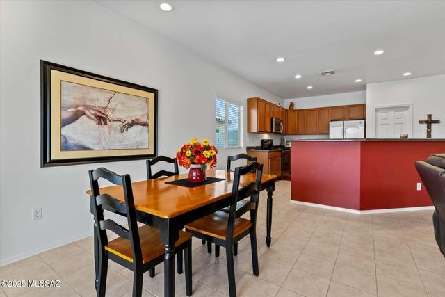 21321 E Volunteer Drive, Red Rock, AZ 85245