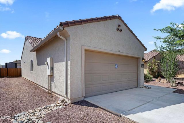 21321 E Volunteer Drive, Red Rock, AZ 85245