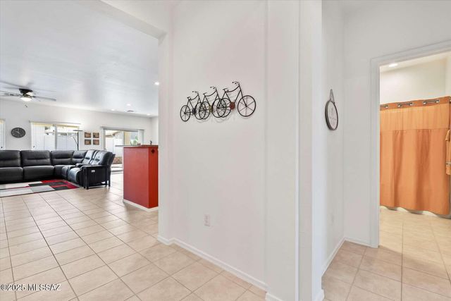 21321 E Volunteer Drive, Red Rock, AZ 85245