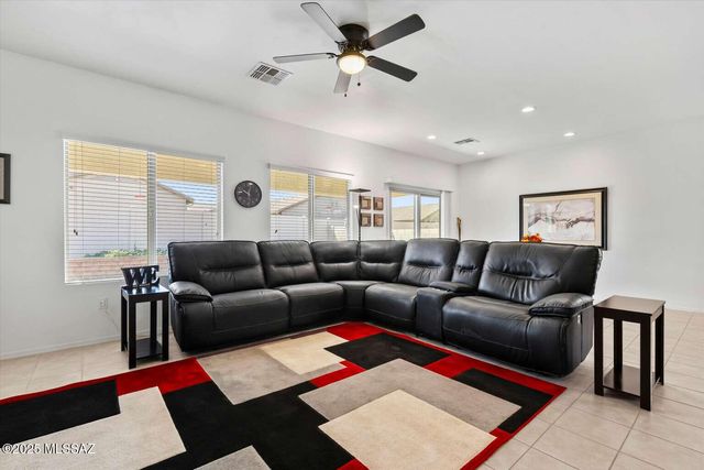 21321 E Volunteer Drive, Red Rock, AZ 85245