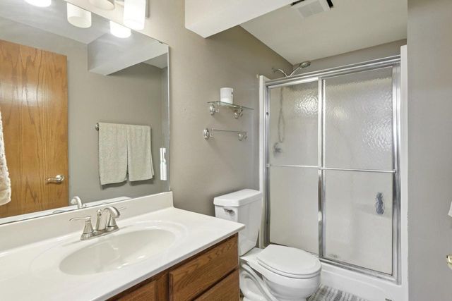3826 Country Grove Drive, Madison, WI 53719