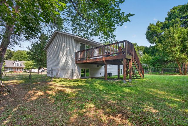 443 Market Street S, Shakopee, MN 55379