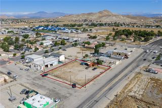 2909 Sierra Highway, Rosamond, CA 93560