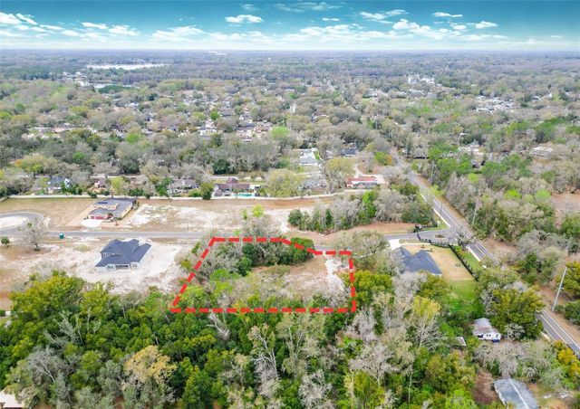 18469 PURPLE CREEK LANE, Lutz, FL 33549