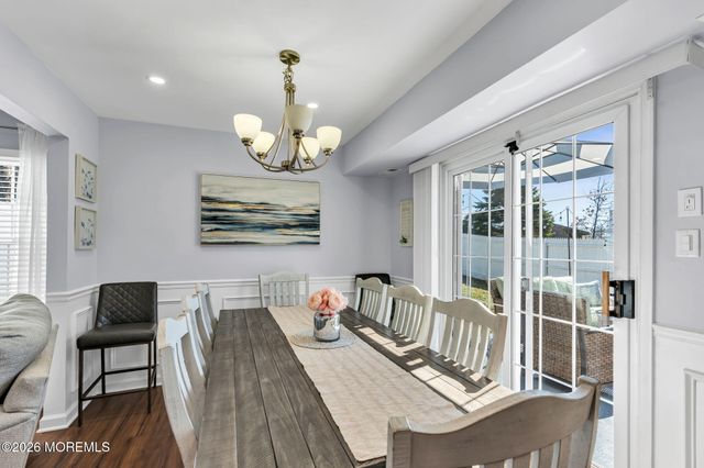 2 Admiral Court, Barnegat, NJ 08005