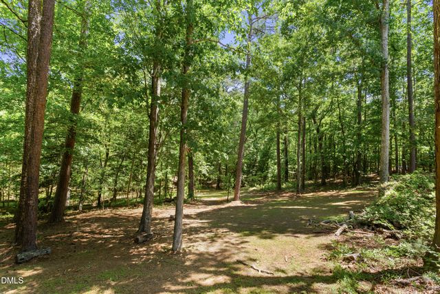 12 Crosswinds Estates Drive, Pittsboro, NC 27312