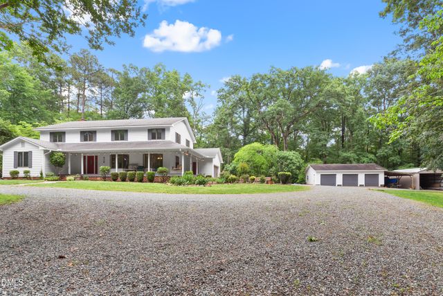 12 Crosswinds Estates Drive, Pittsboro, NC 27312