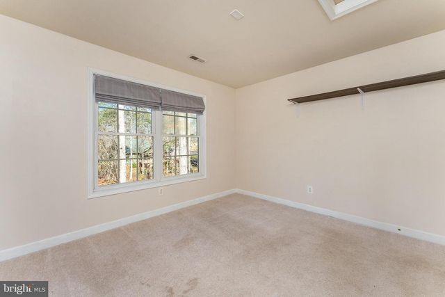 100 CRYSTAL CT, Locust Grove, VA 22508