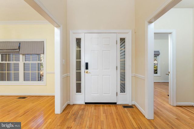 100 CRYSTAL CT, Locust Grove, VA 22508