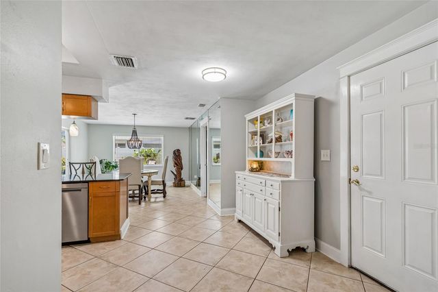 11120 105TH AVENUE, Largo, FL 33778