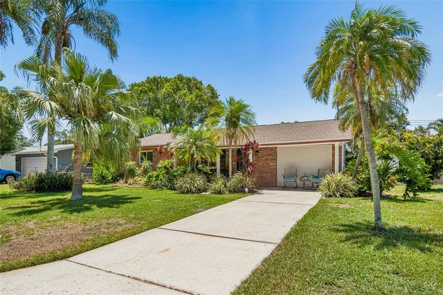 11120 105TH AVENUE, Largo, FL 33778