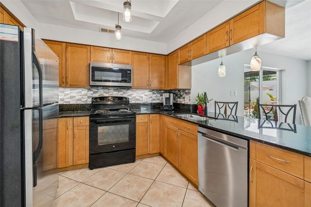 11120 105TH AVENUE, Largo, FL 33778