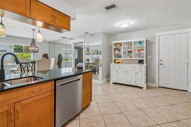 11120 105TH AVENUE, Largo, FL 33778