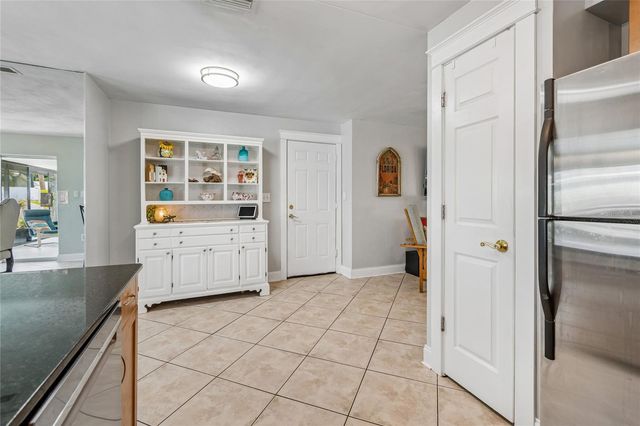 11120 105TH AVENUE, Largo, FL 33778