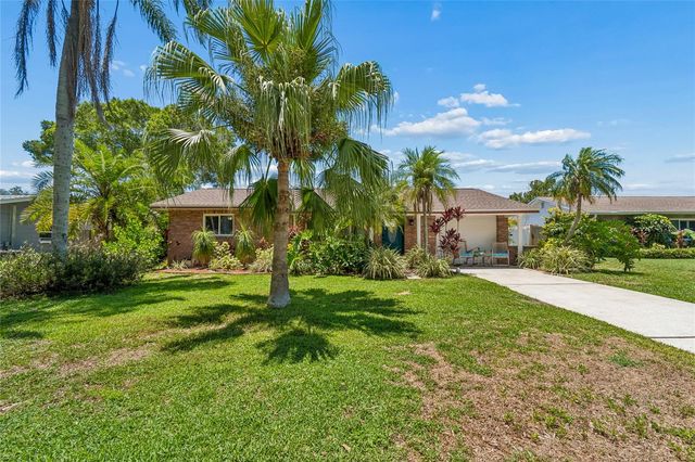 11120 105TH AVENUE, Largo, FL 33778
