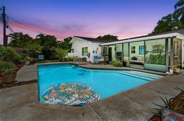 11120 105TH AVENUE, Largo, FL 33778