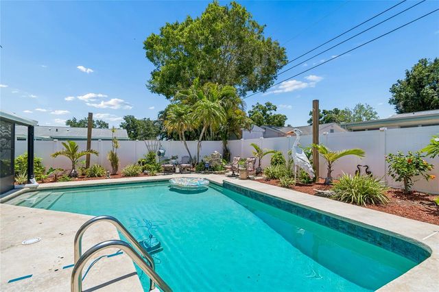 11120 105TH AVENUE, Largo, FL 33778