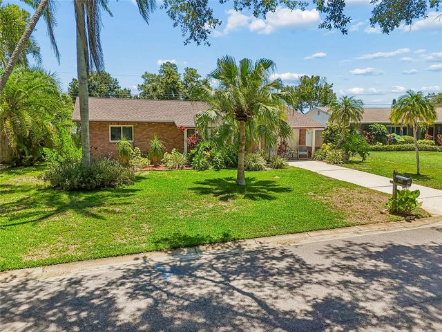 11120 105TH AVENUE, Largo, FL 33778