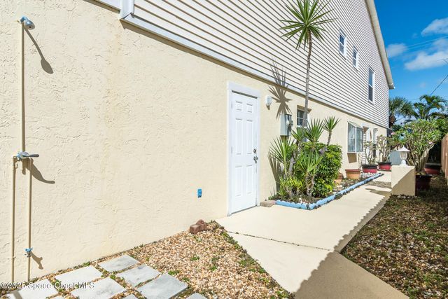 612 Monroe Avenue, Cape Canaveral, FL 32920