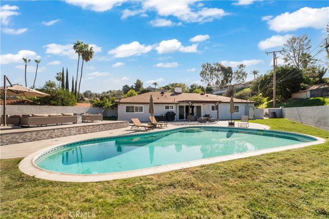 23703 Silver Spray, Diamond Bar, CA 91765