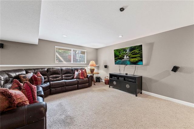 4526 Genessee Street, Kansas City, MO 64111